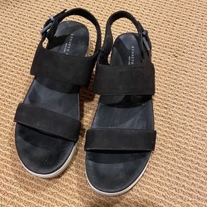 GENTLE SOUL : Black Leather/Elastic Strap sandal. Purchased at Bloomingdales.